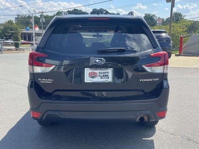 2024 Subaru Forester Premium