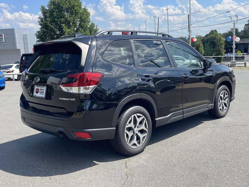 2024 Subaru Forester Premium