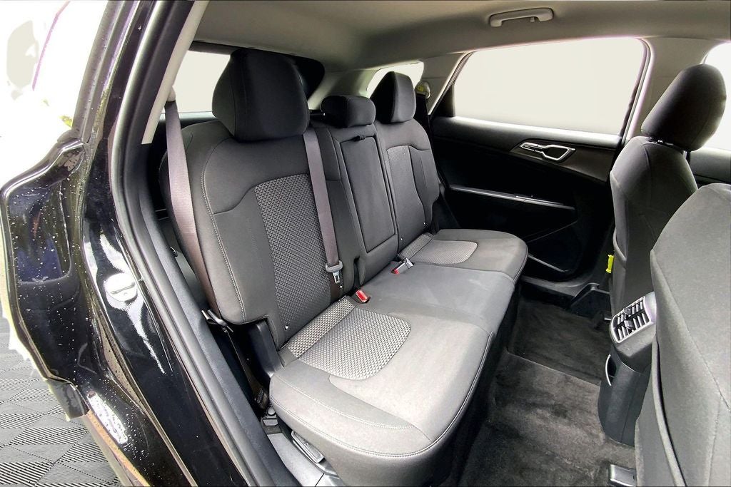 2025 Kia Sportage Hybrid LX