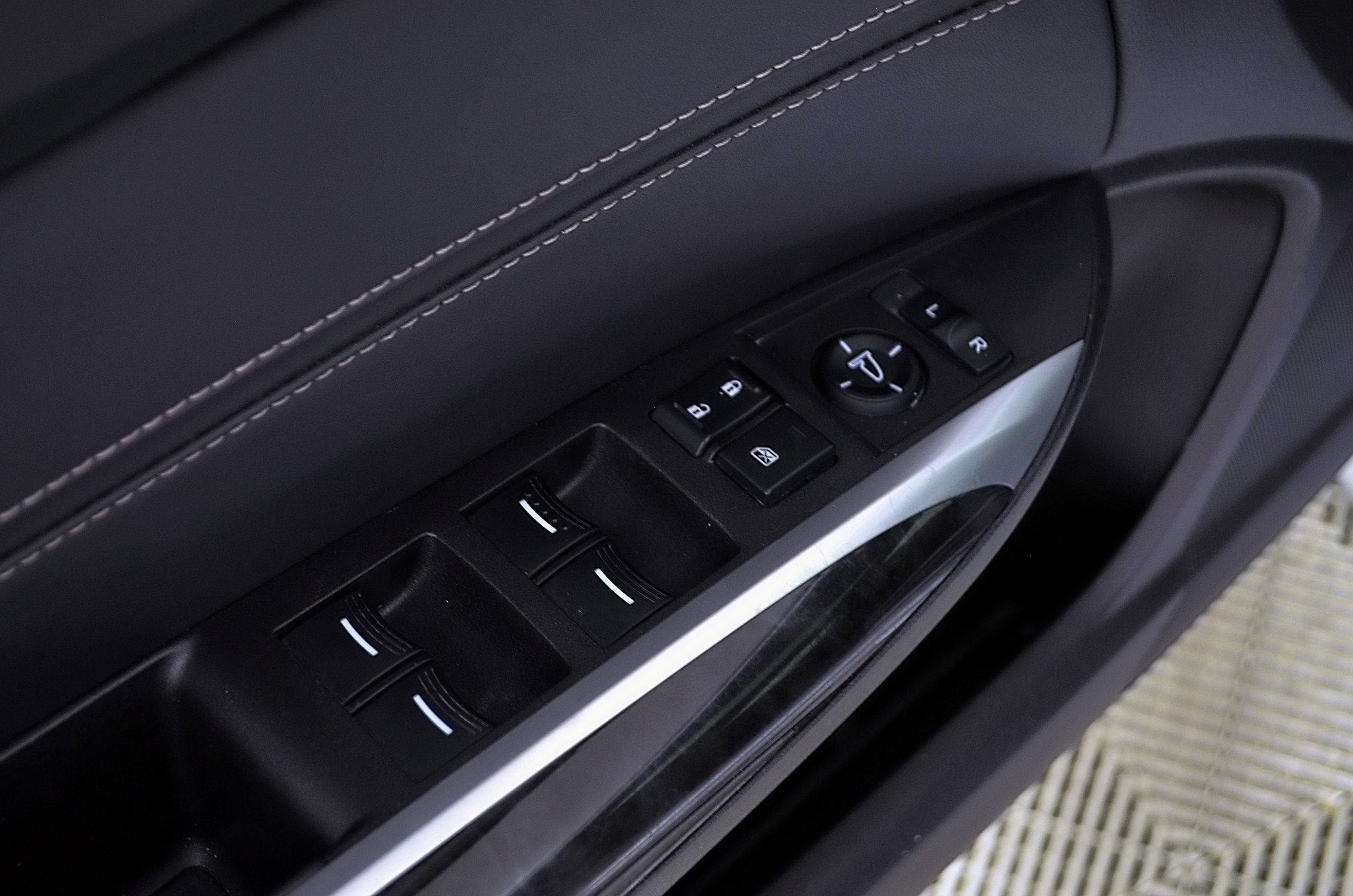 2018 Acura TLX with Technology Pkg