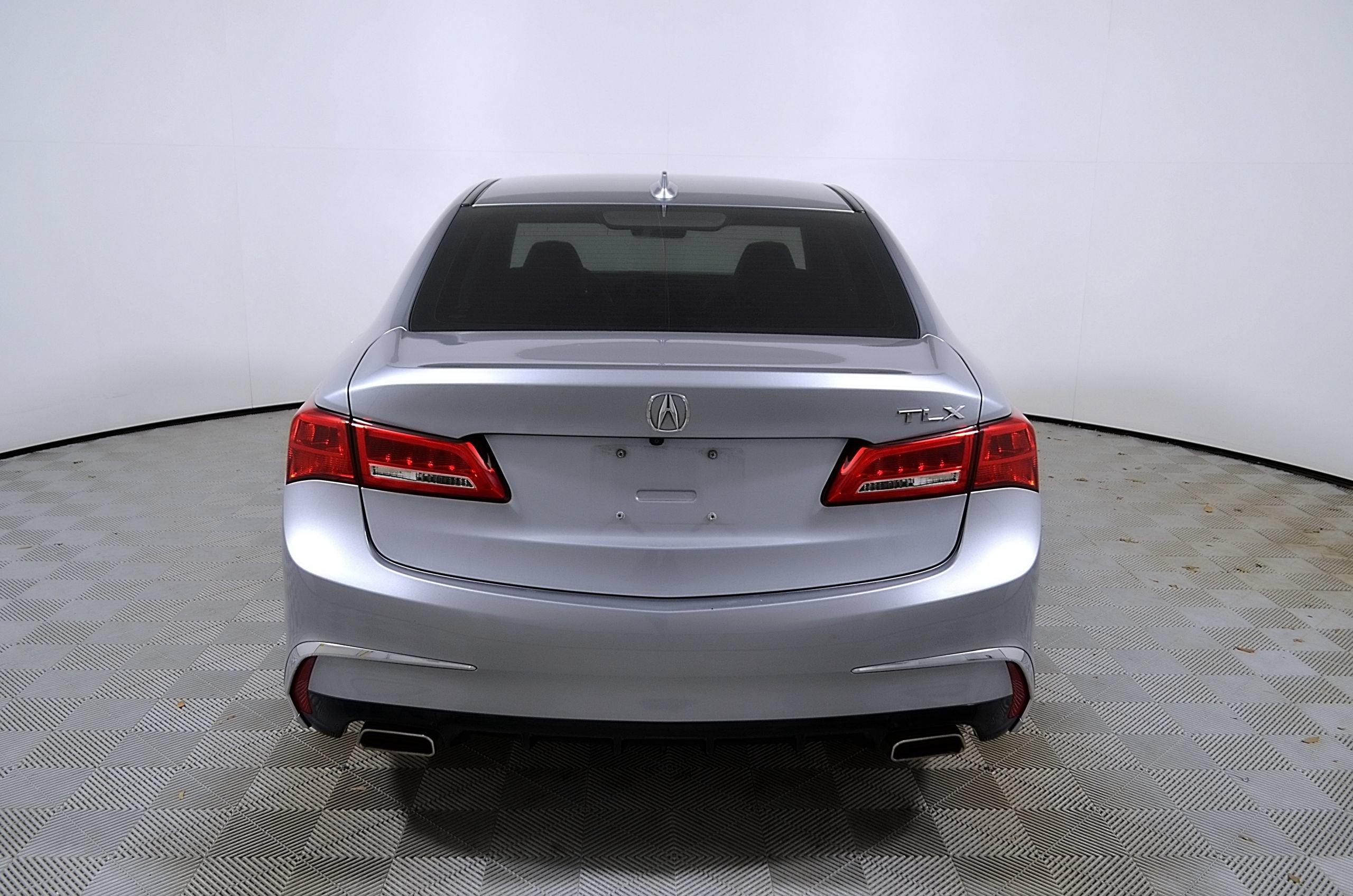 2018 Acura TLX with Technology Pkg