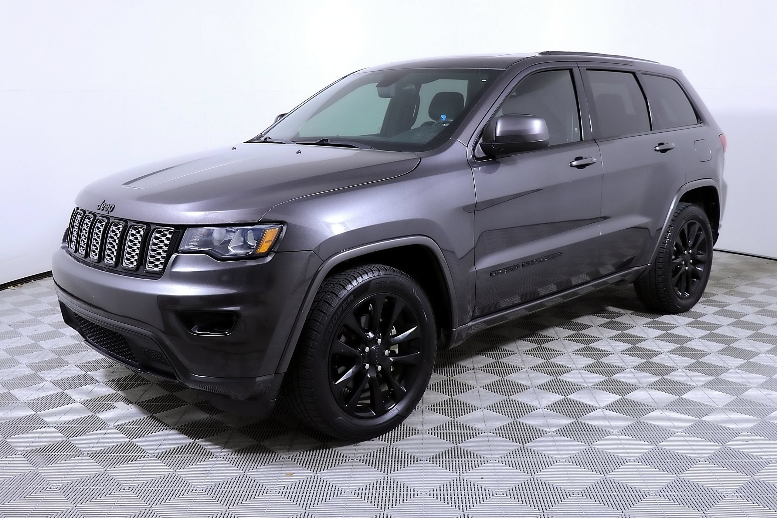 2017 Jeep Grand Cherokee Altitude