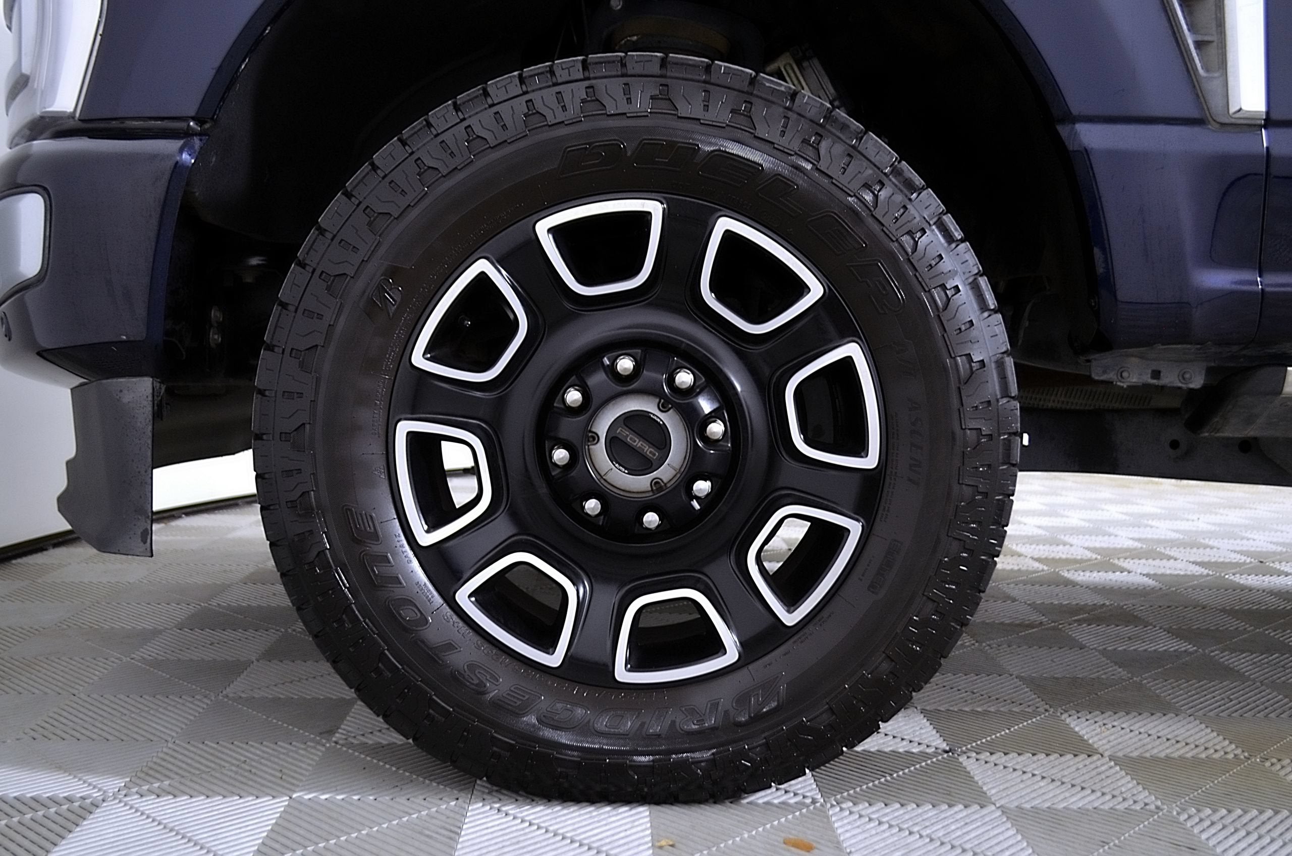 2023 Ford Super Duty F-250 SRW Platinum