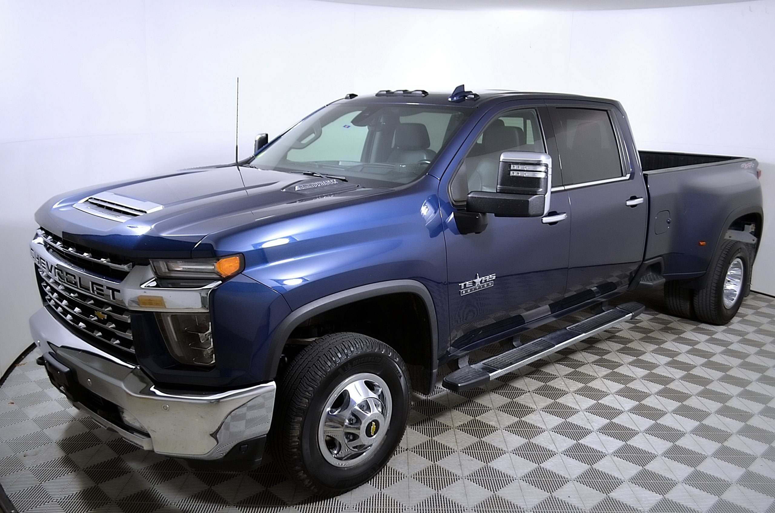 2022 Chevrolet Silverado 3500HD LTZ