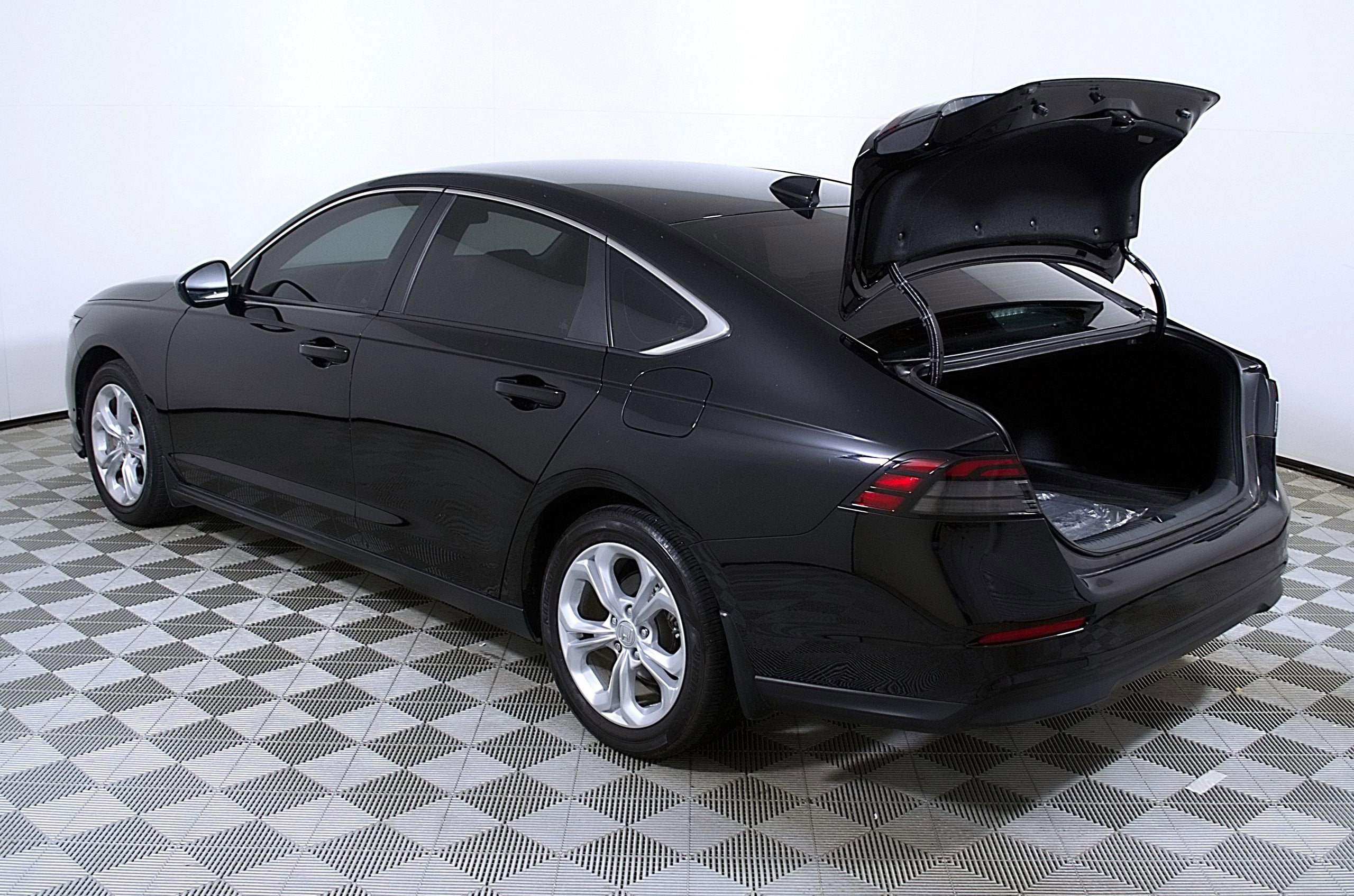 2023 Honda Accord Sedan LX
