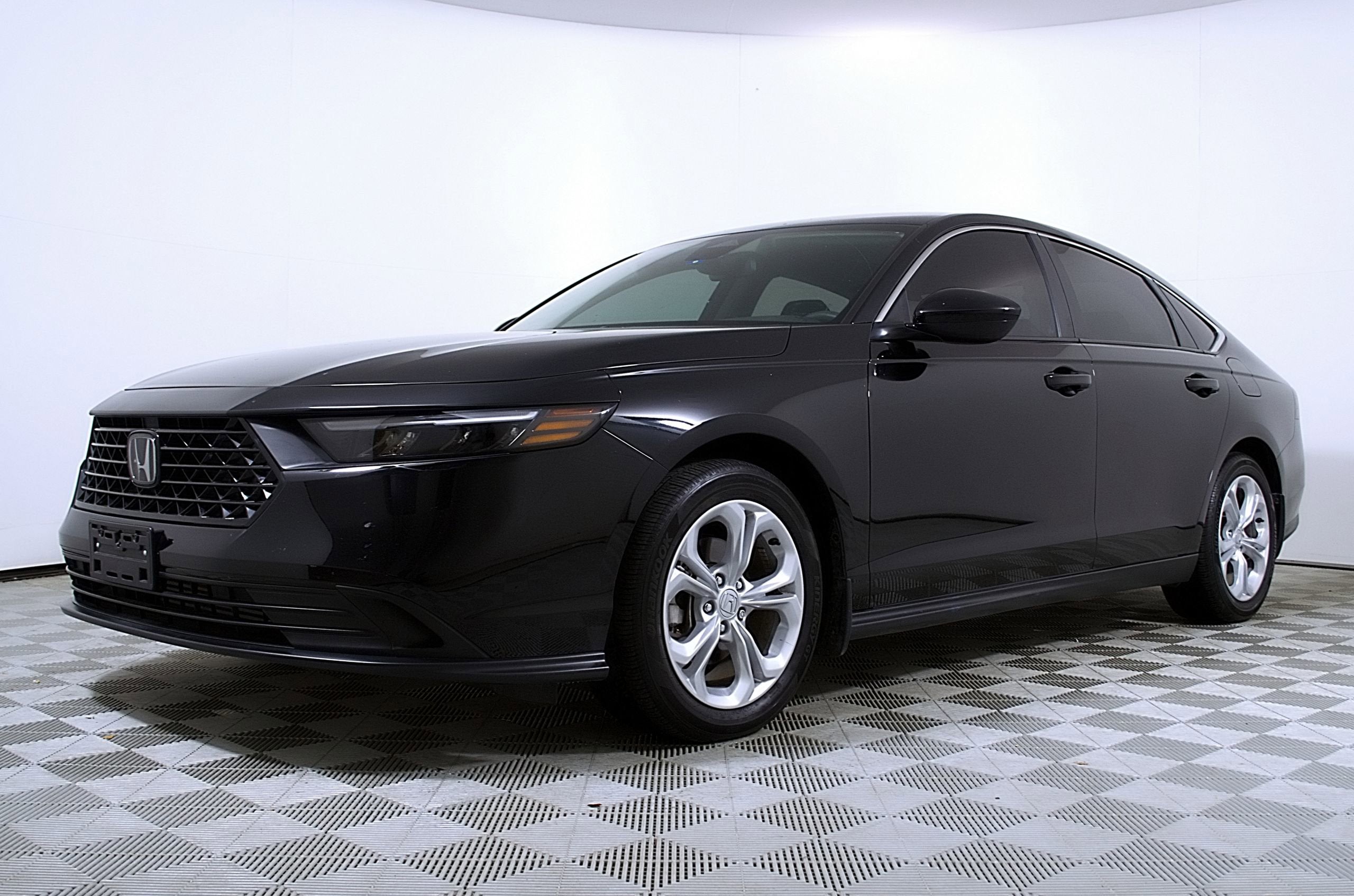 2023 Honda Accord Sedan LX