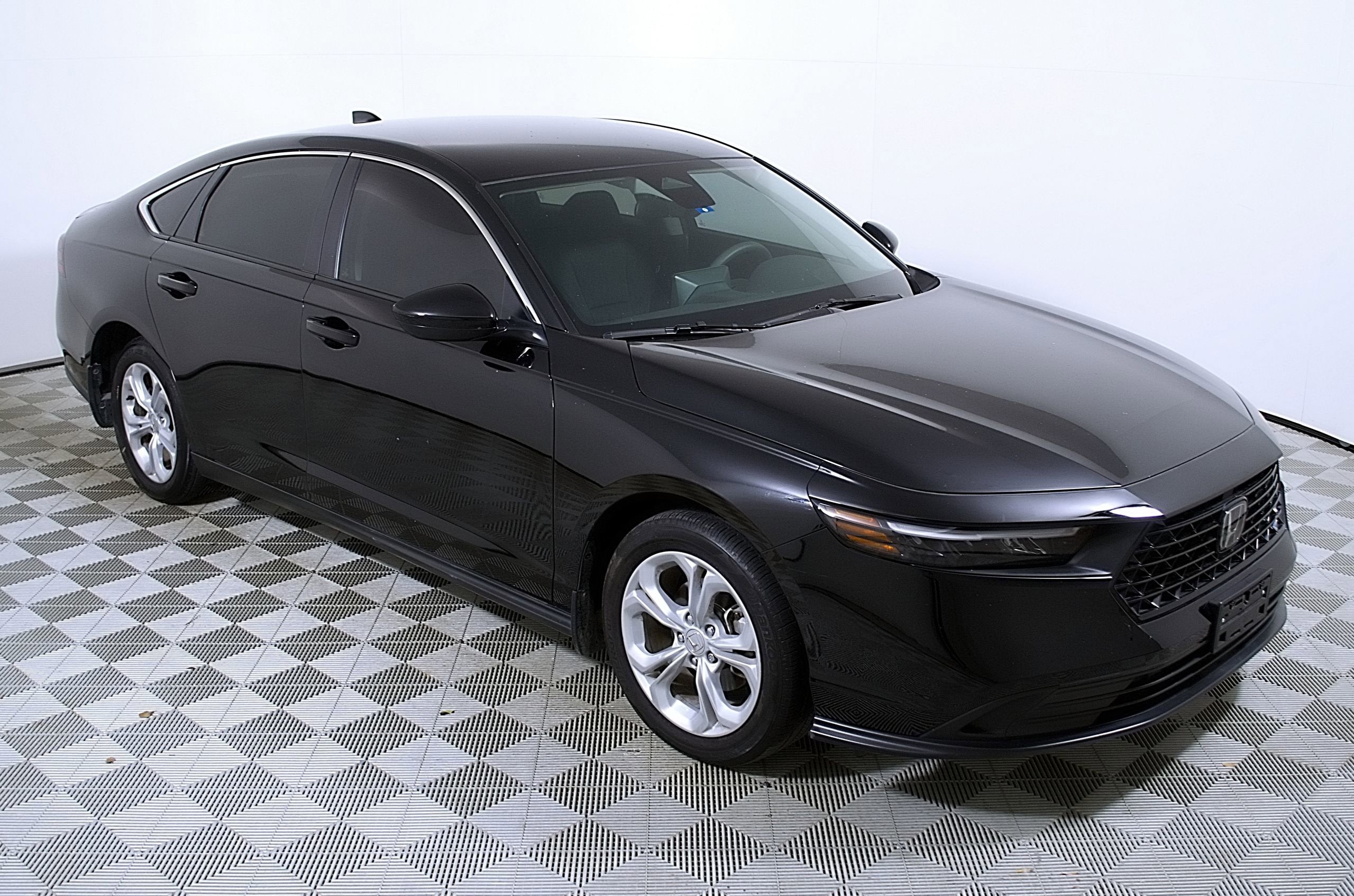 2023 Honda Accord Sedan LX