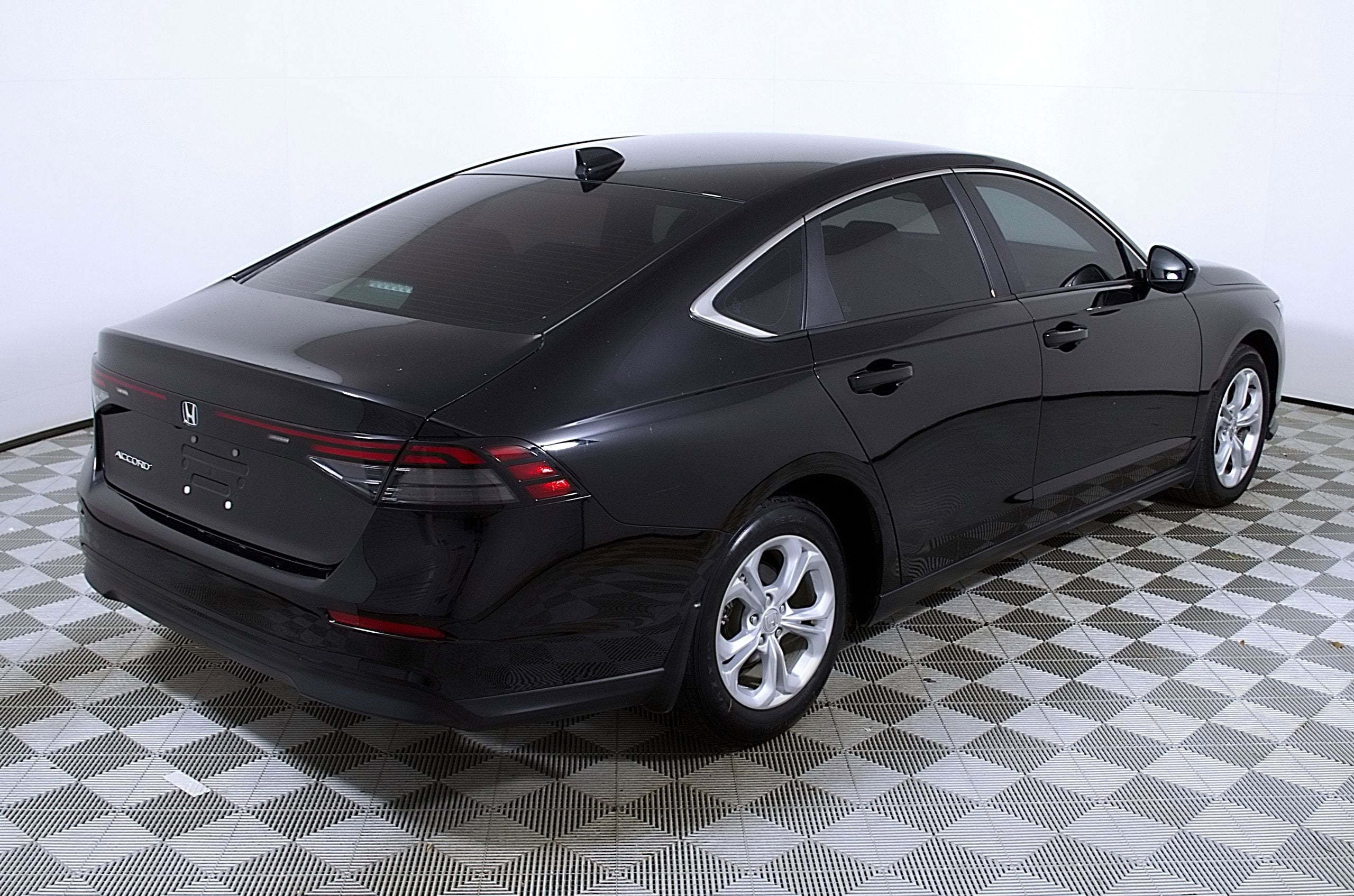 2023 Honda Accord Sedan LX