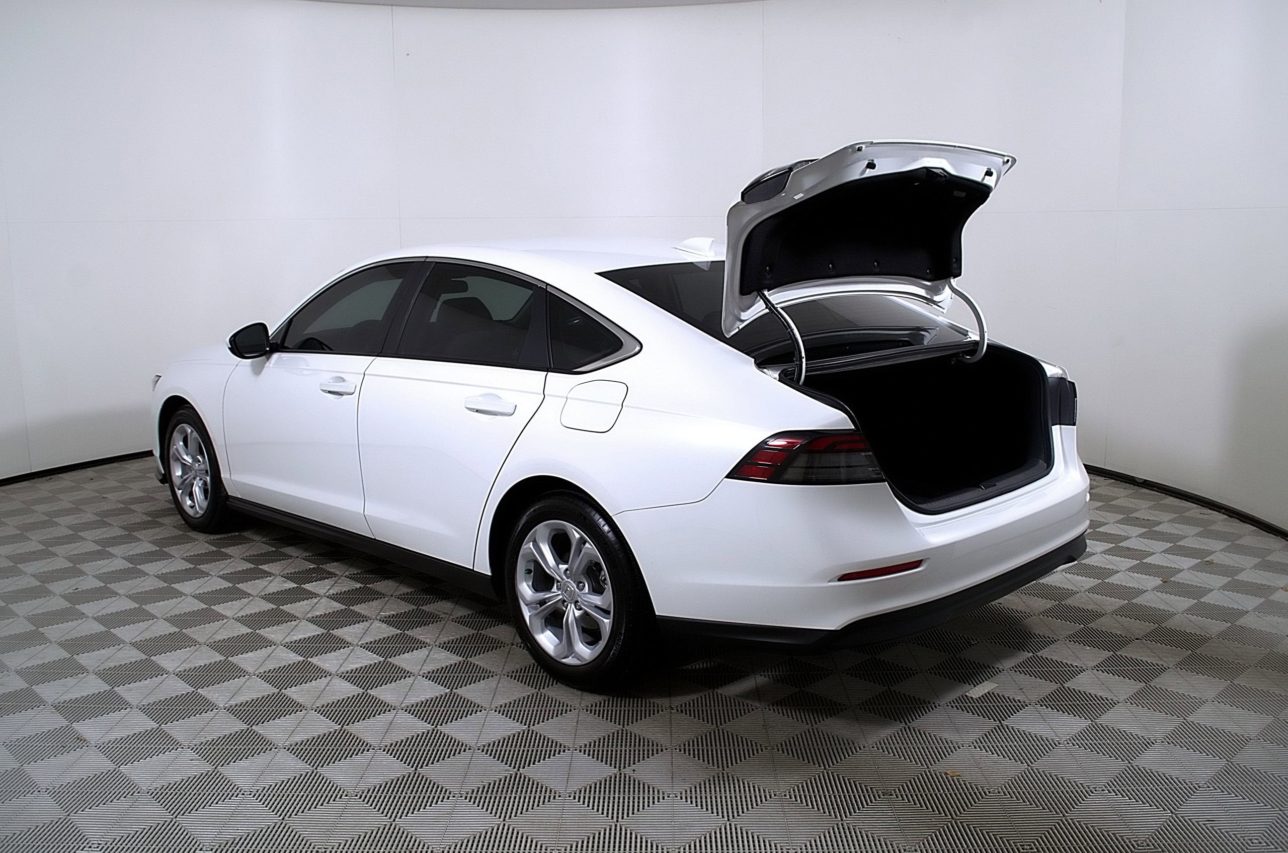 2025 Honda Accord Sedan LX
