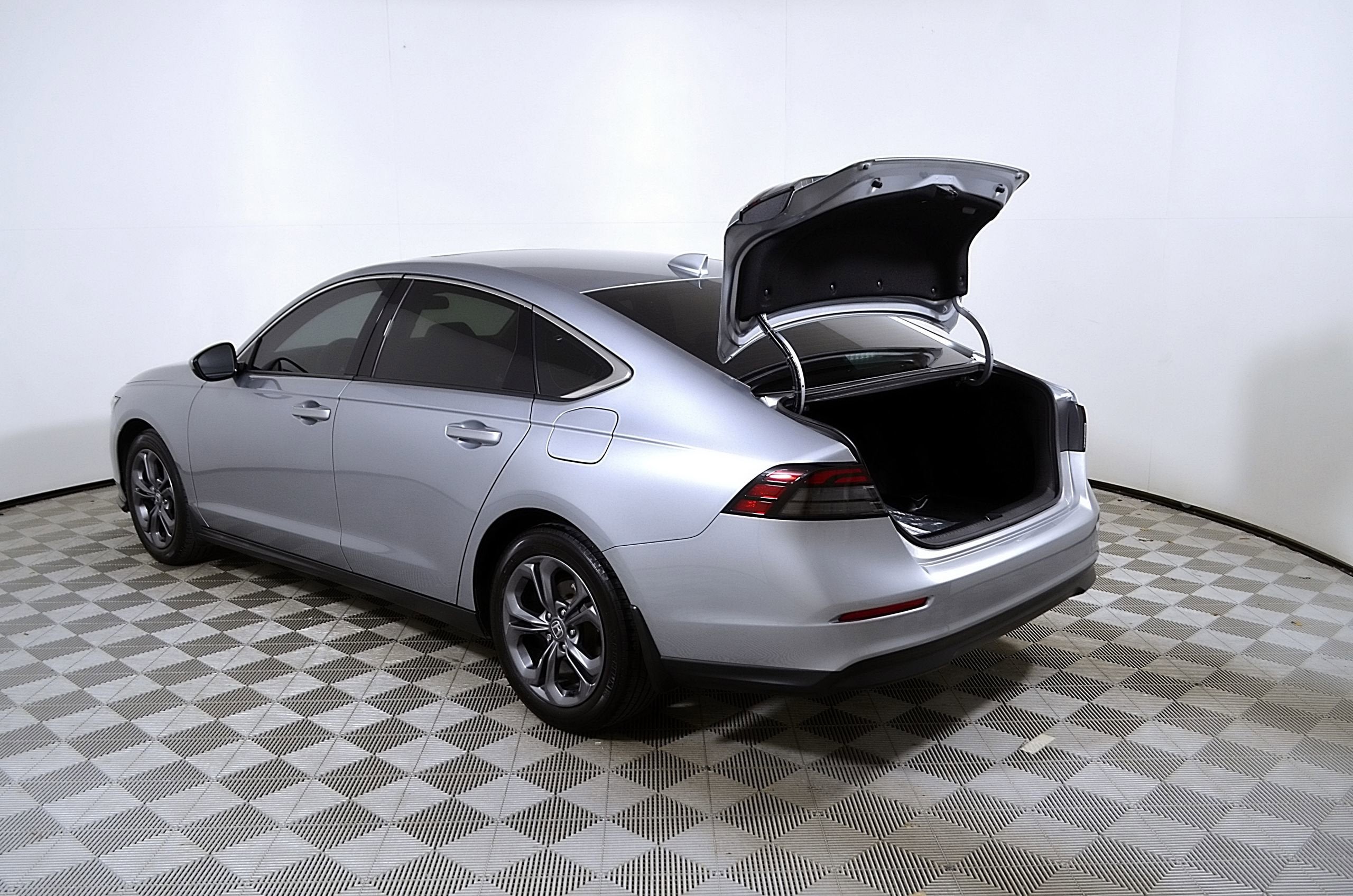 2023 Honda Accord Sedan EX