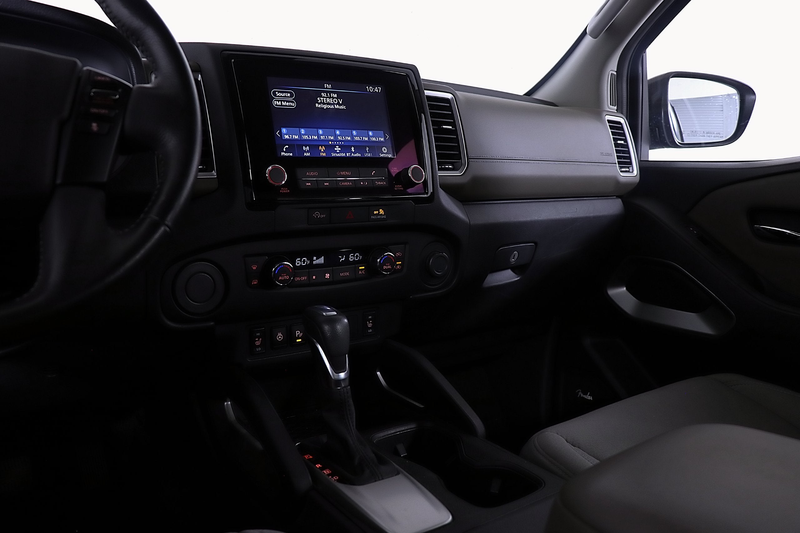 2024 Nissan Frontier SV