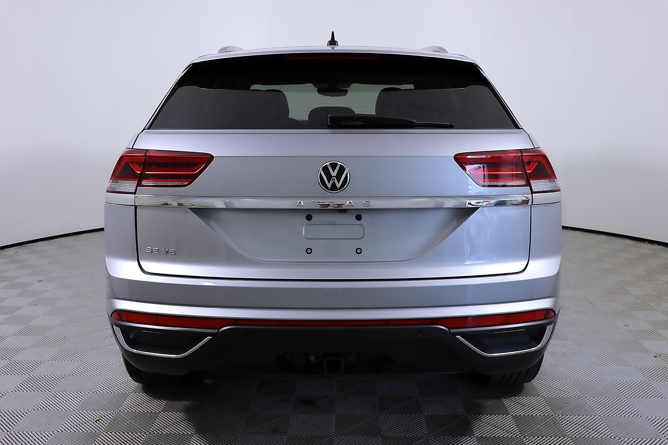 2023 Volkswagen Atlas Cross Sport 3.6L V6 SE with Technology