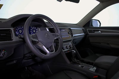2022 Volkswagen Atlas 2.0T SE with Technology