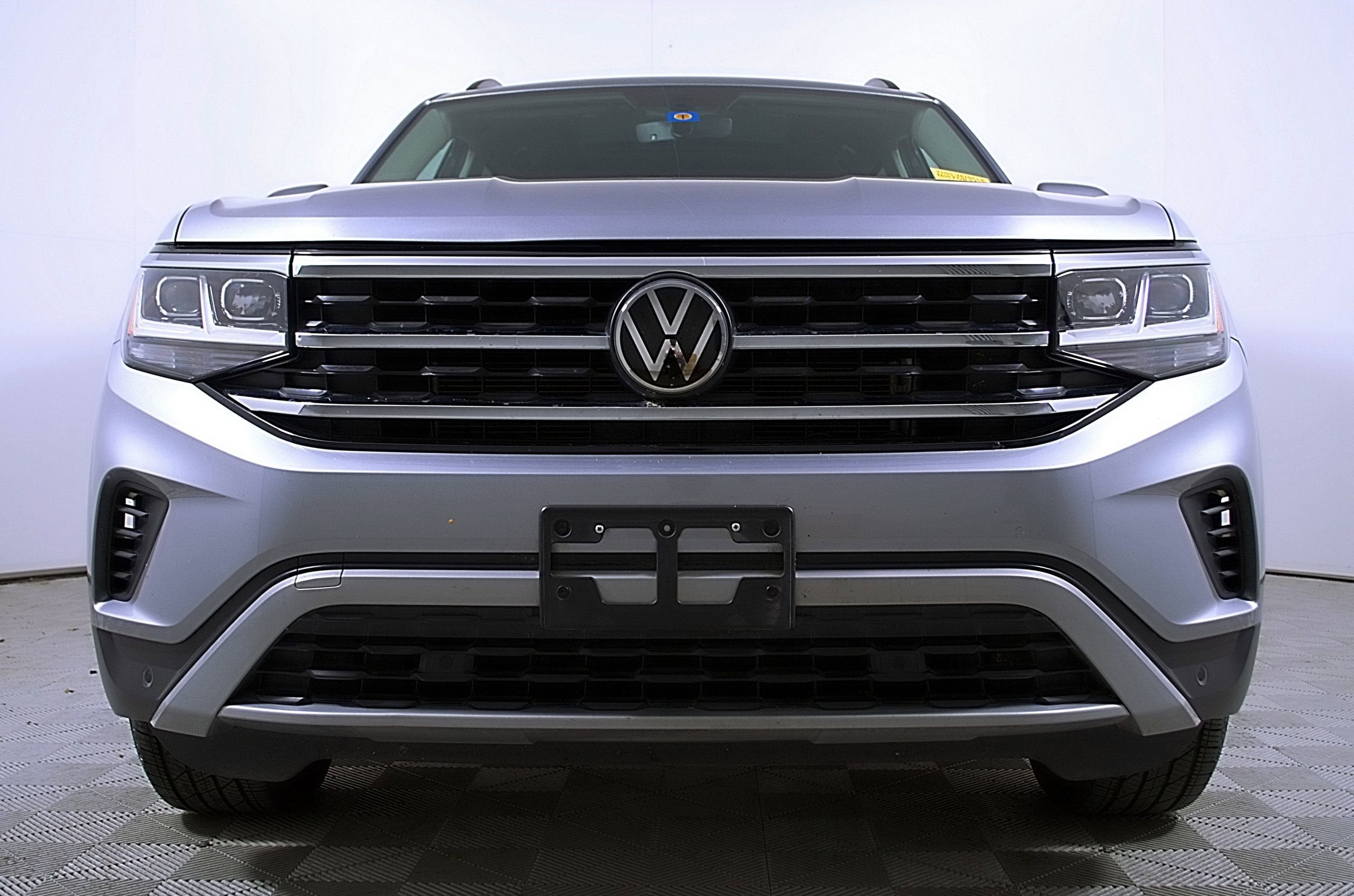 2022 Volkswagen Atlas 2.0T SE with Technology