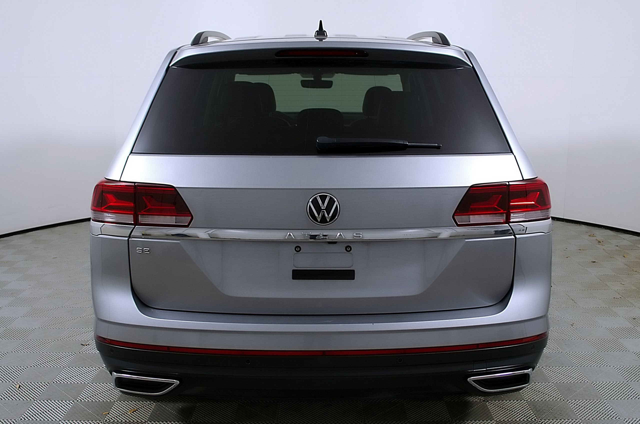 2022 Volkswagen Atlas 2.0T SE with Technology