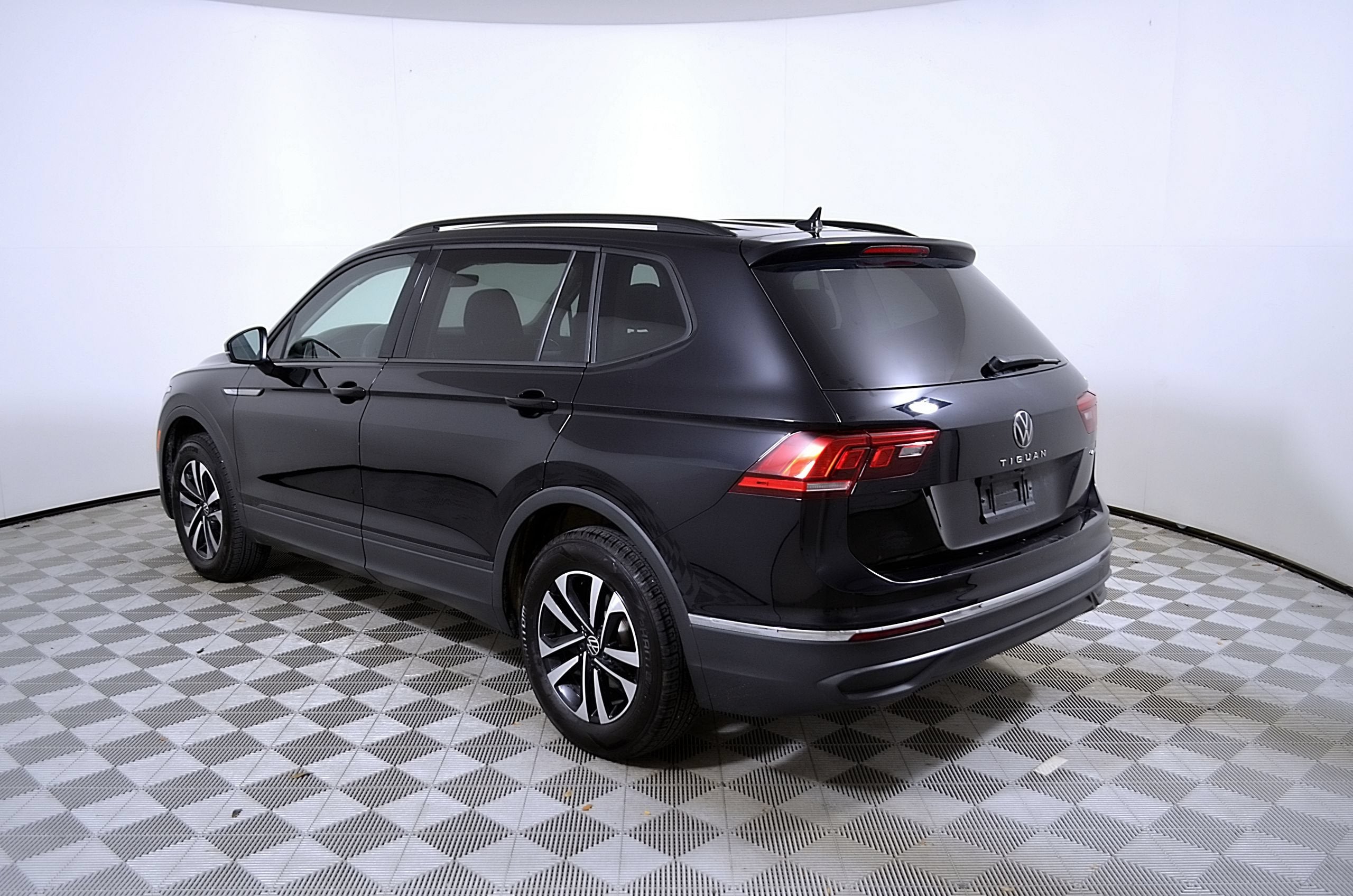 2024 Volkswagen Tiguan S