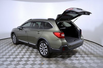 2018 Subaru Outback Touring