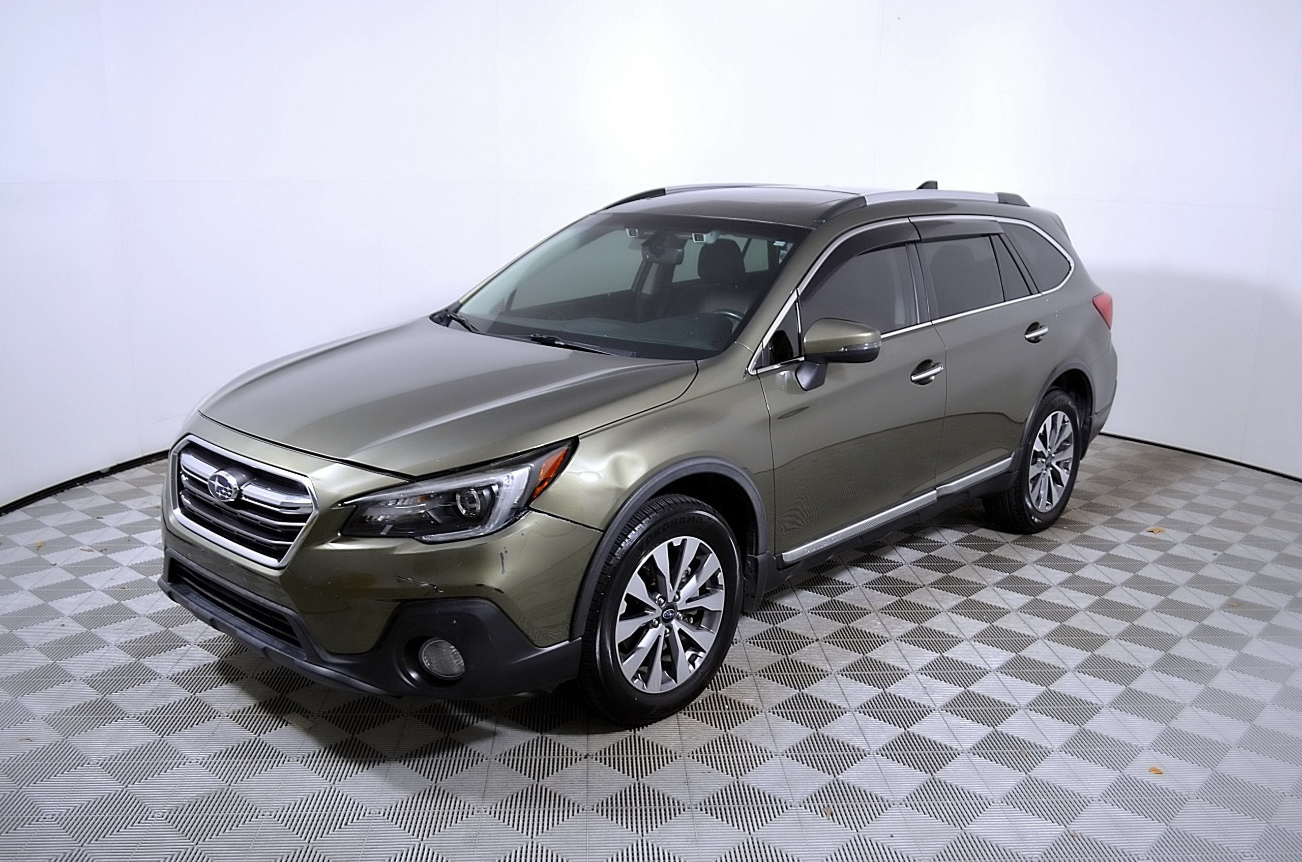2018 Subaru Outback Touring