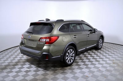 2018 Subaru Outback Touring