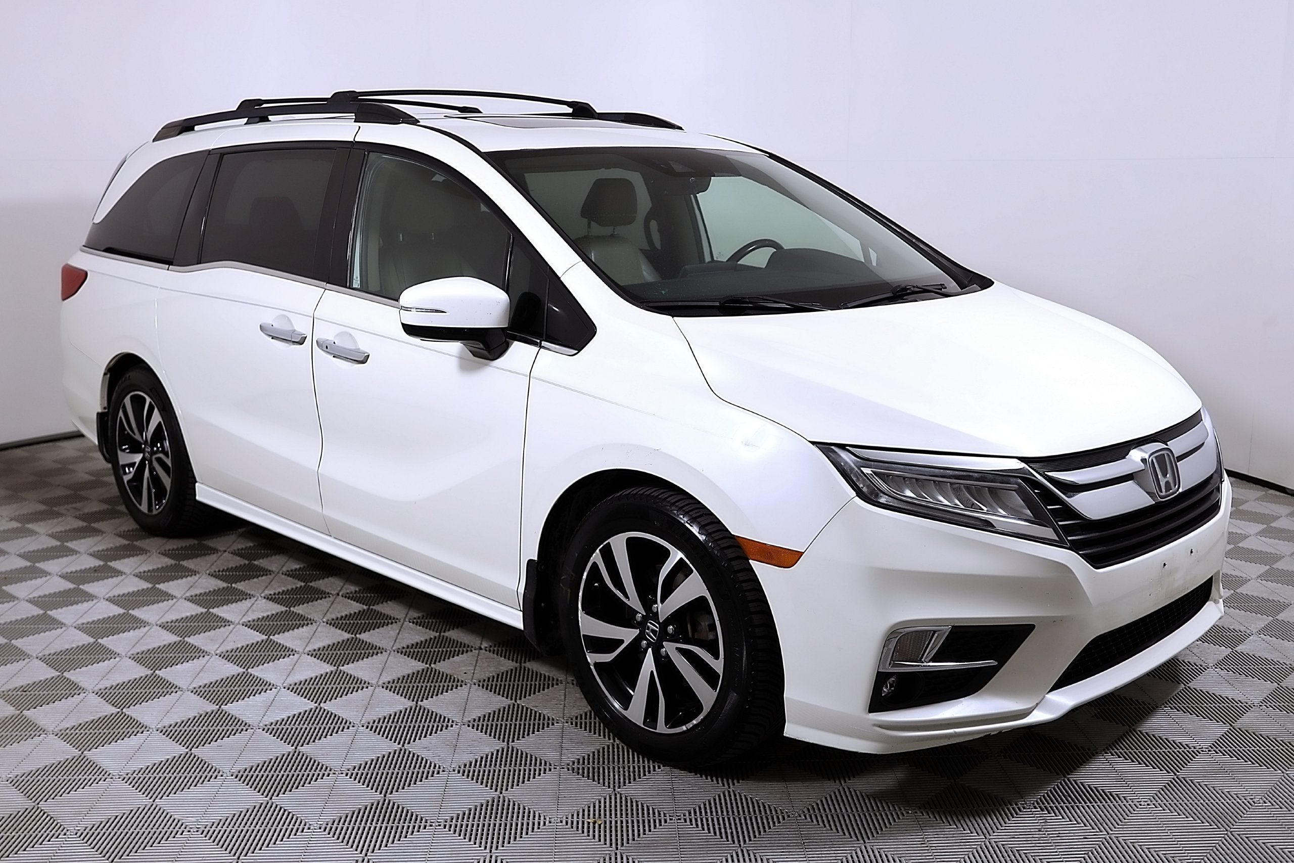 2019 Honda Odyssey Elite