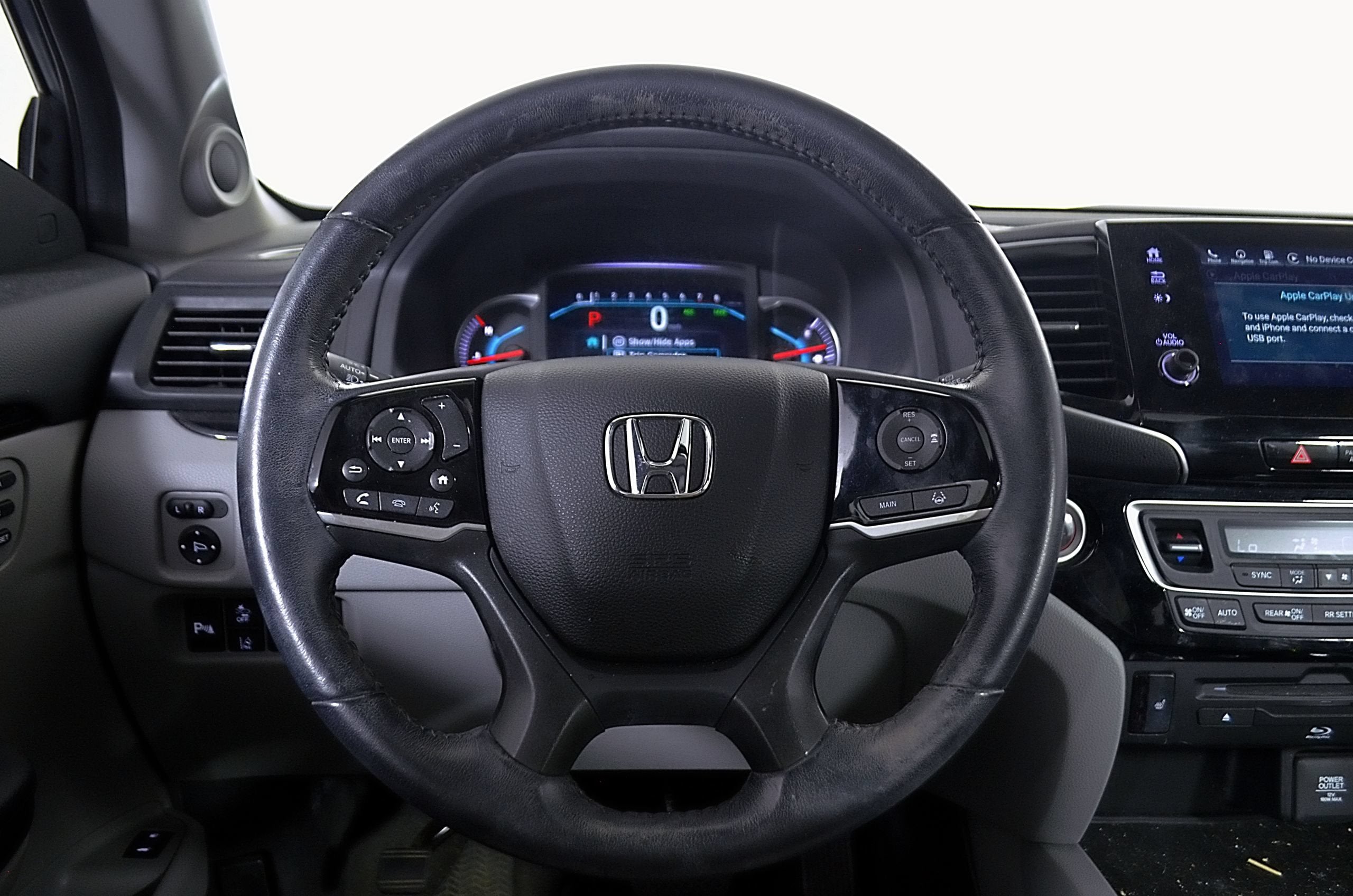 2022 Honda Pilot Touring 8-Passenger