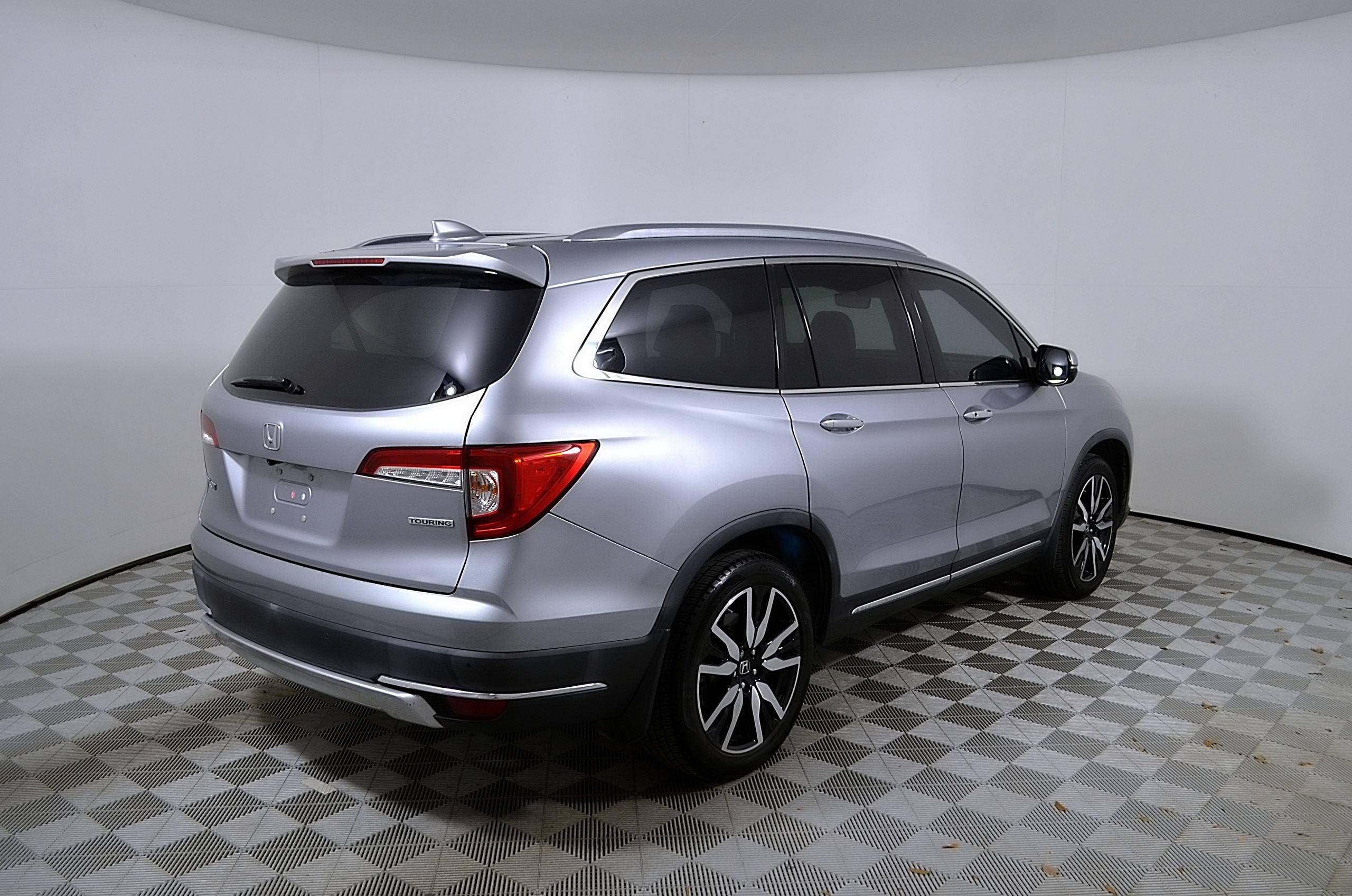 2022 Honda Pilot Touring 8-Passenger