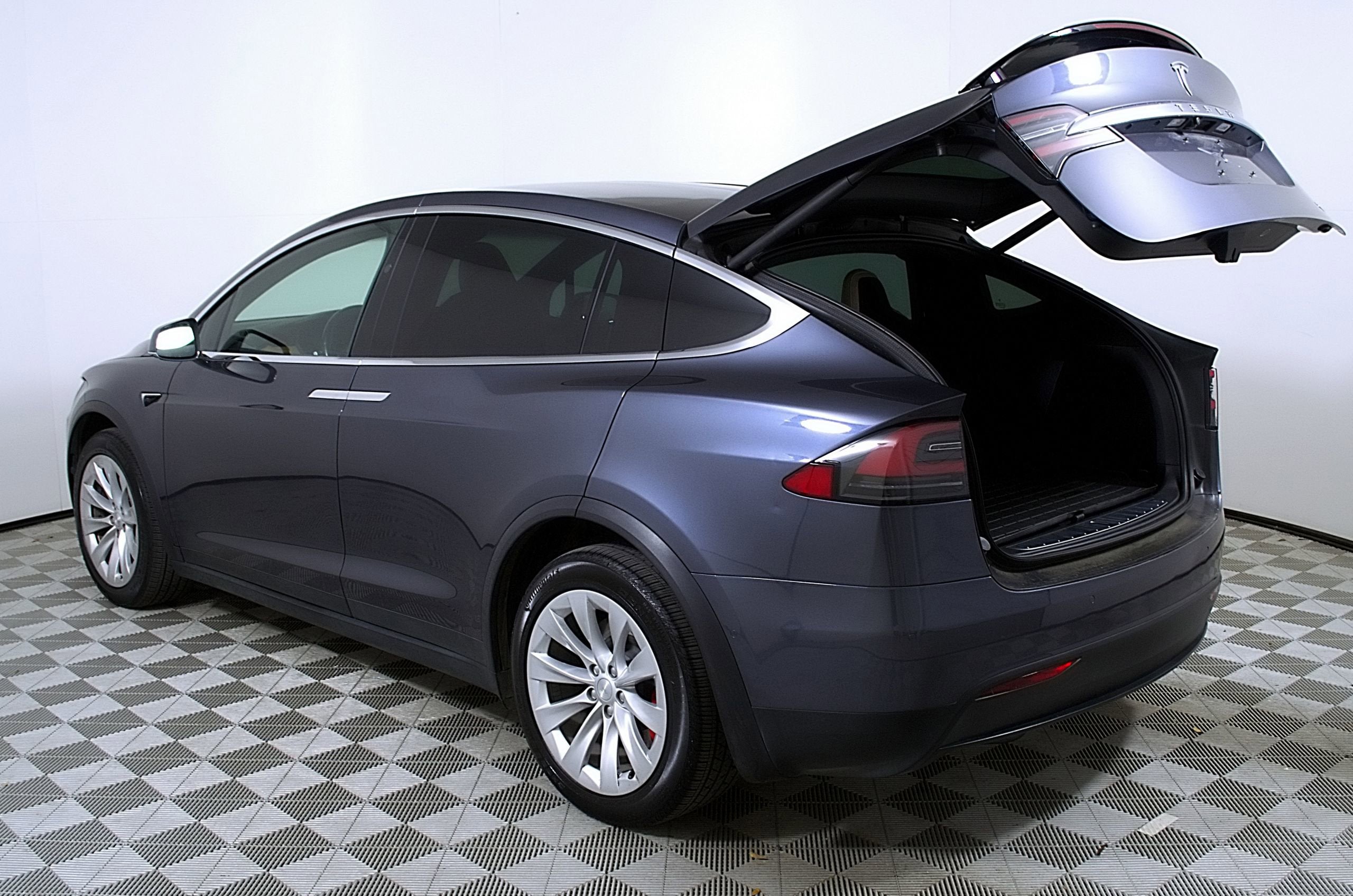 2020 Tesla Model X Performance