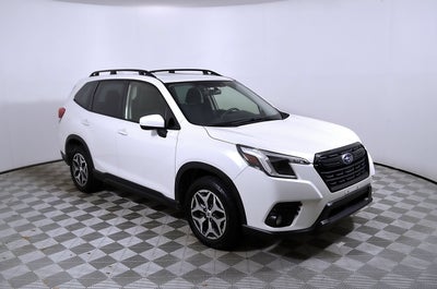 2023 Subaru Forester Premium