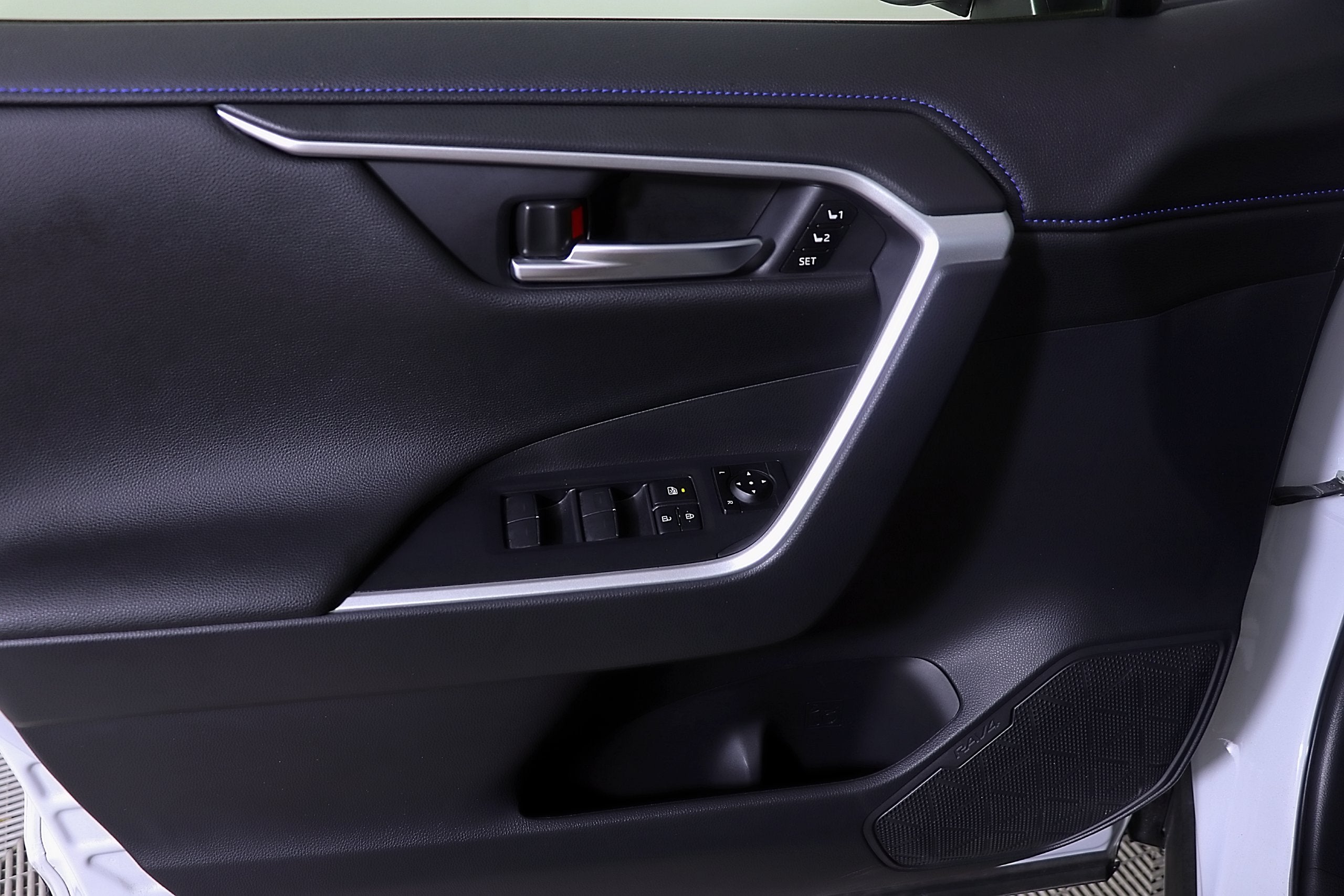 2025 Toyota RAV4 Hybrid XSE