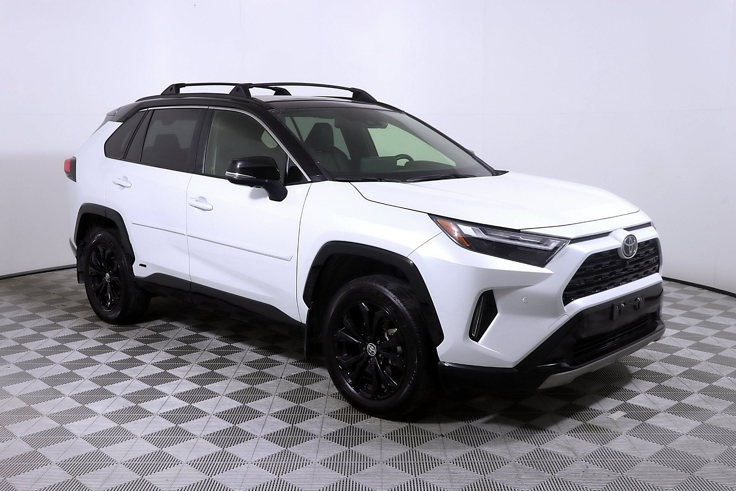 2025 Toyota RAV4 Hybrid XSE