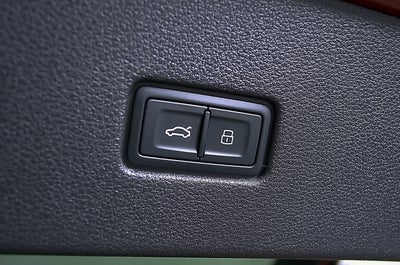 2023 Audi SQ8 Premium Plus