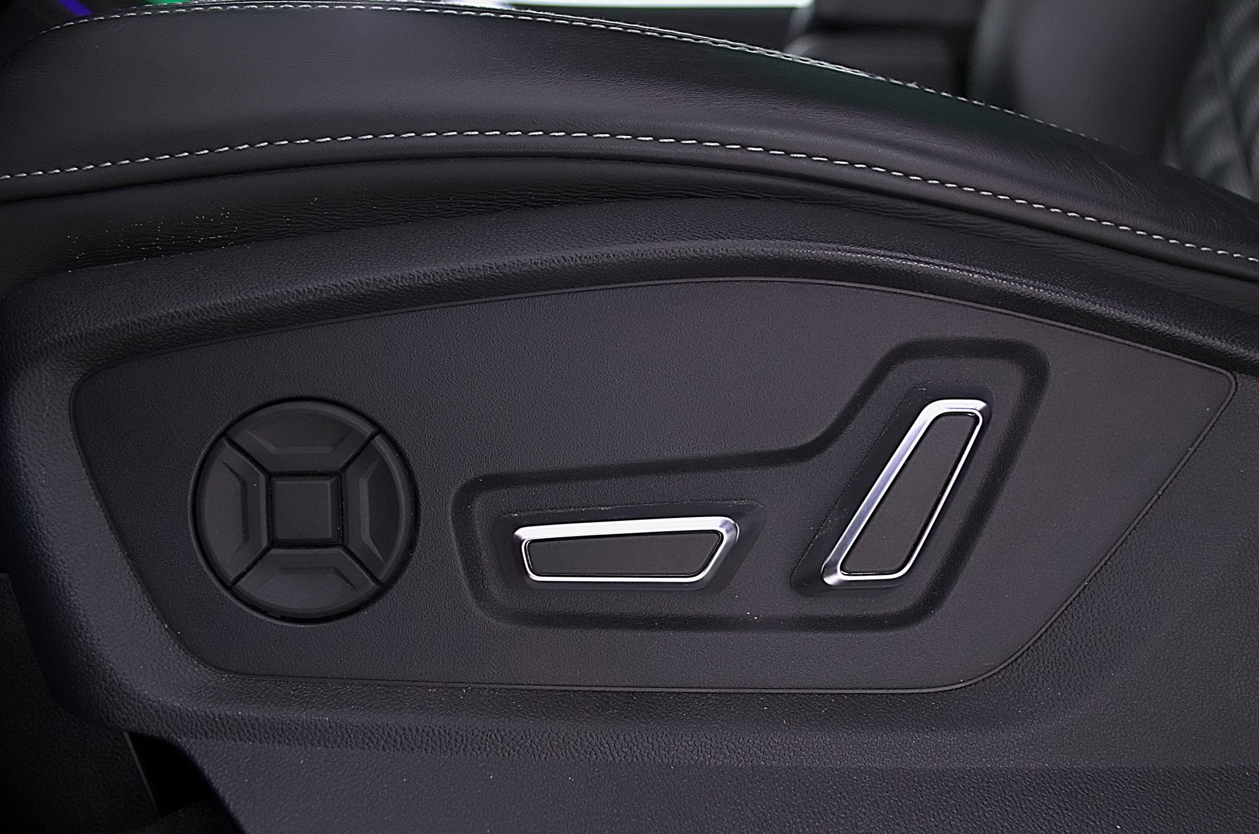 2023 Audi SQ8 Premium Plus