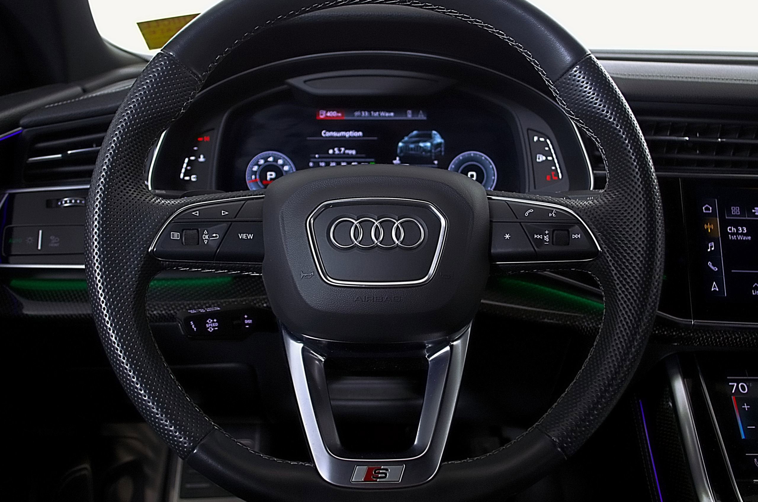 2023 Audi SQ8 Premium Plus