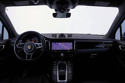 2021 Porsche Macan Base