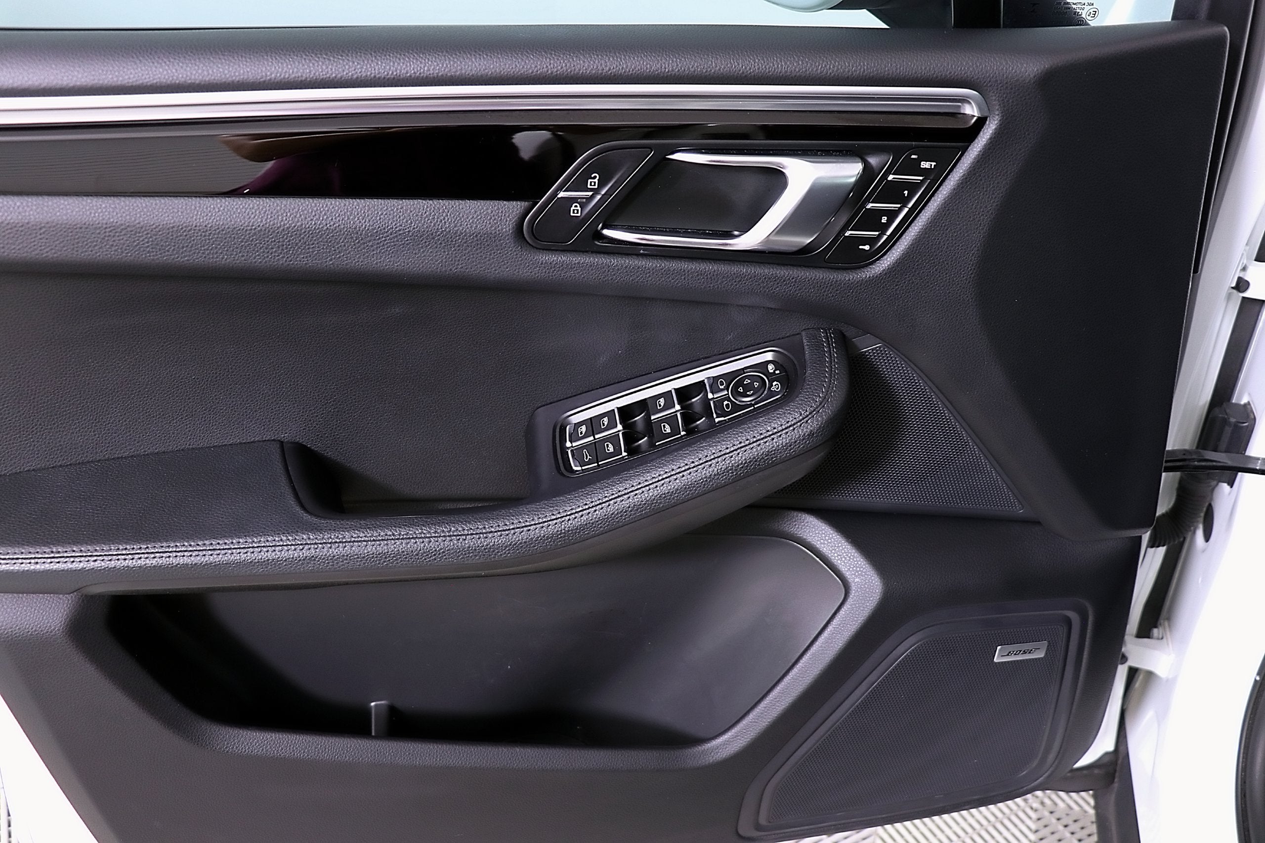 2021 Porsche Macan Base