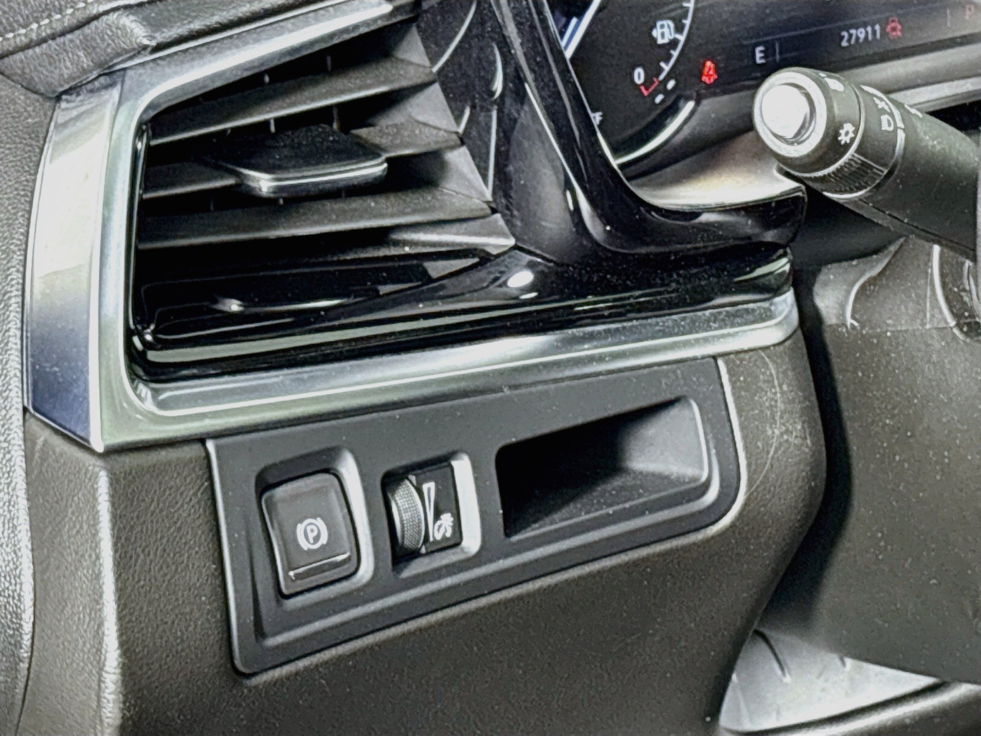 2025 Cadillac XT6 FWD Premium Luxury