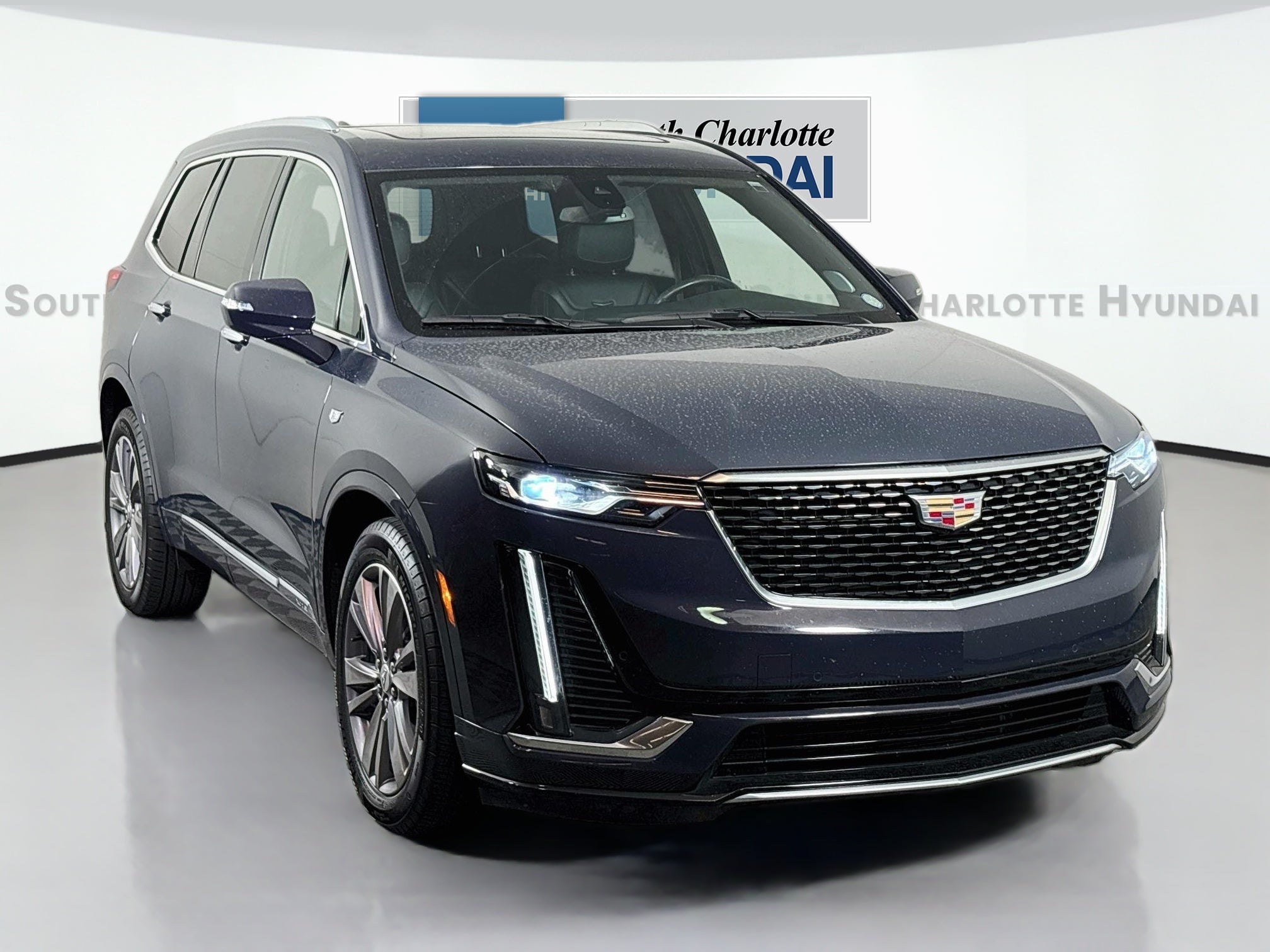 2025 Cadillac XT6 FWD Premium Luxury