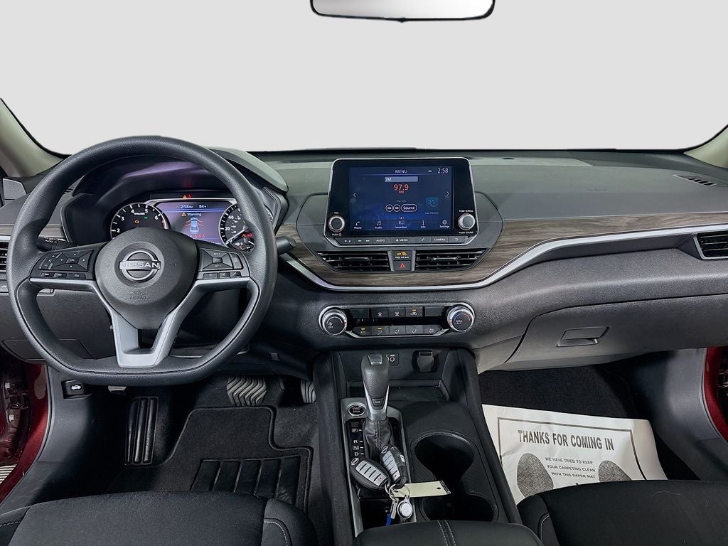 2025 Nissan Altima SV