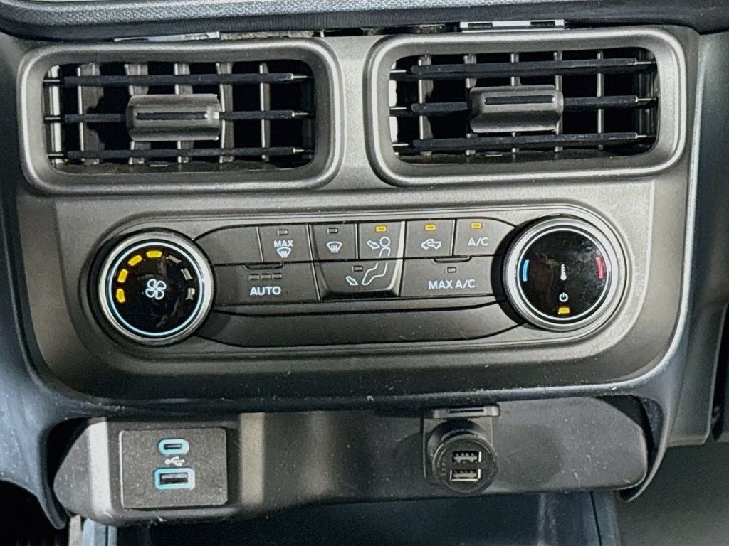 2023 Ford Maverick XL