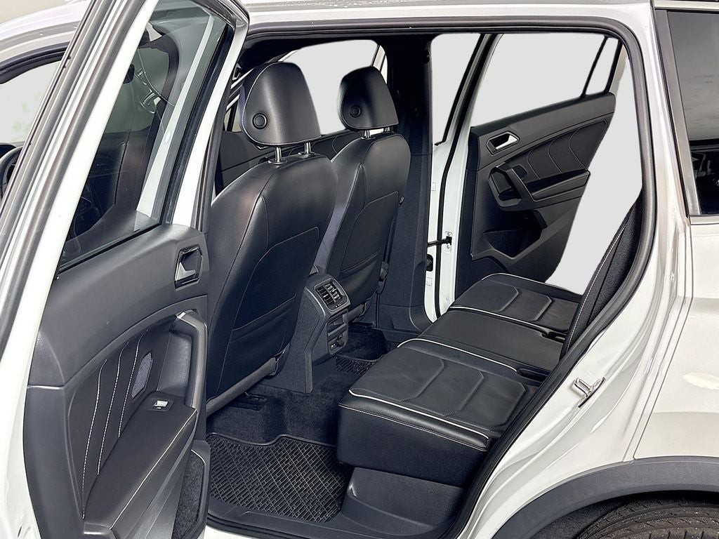 2022 Volkswagen Tiguan SEL R-Line