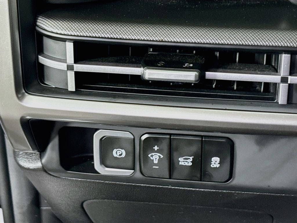 2024 Hyundai Santa Fe SE