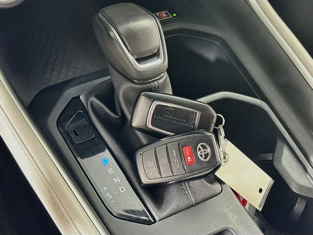 2024 Toyota Grand Highlander Hybrid Limited