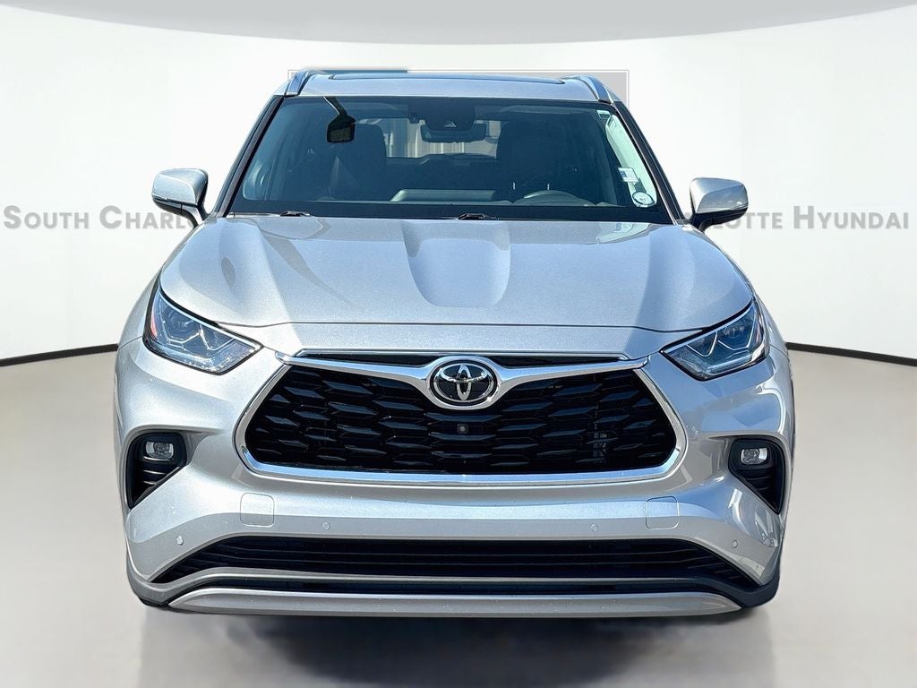 2022 Toyota Highlander Platinum
