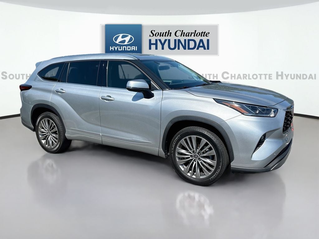2022 Toyota Highlander Platinum