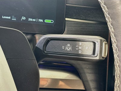 2024 Rivian R1S Adventure