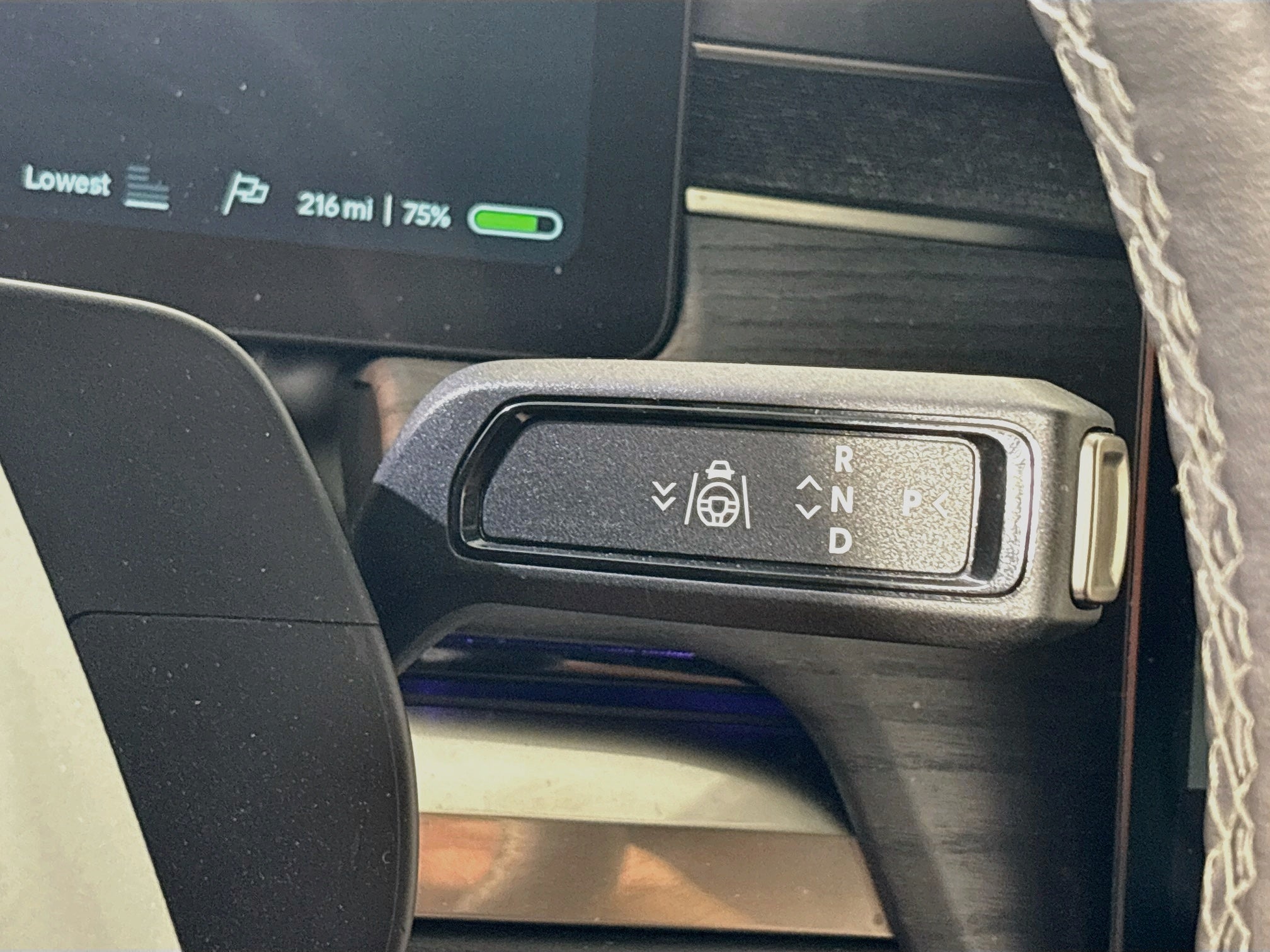 2024 Rivian R1S Adventure