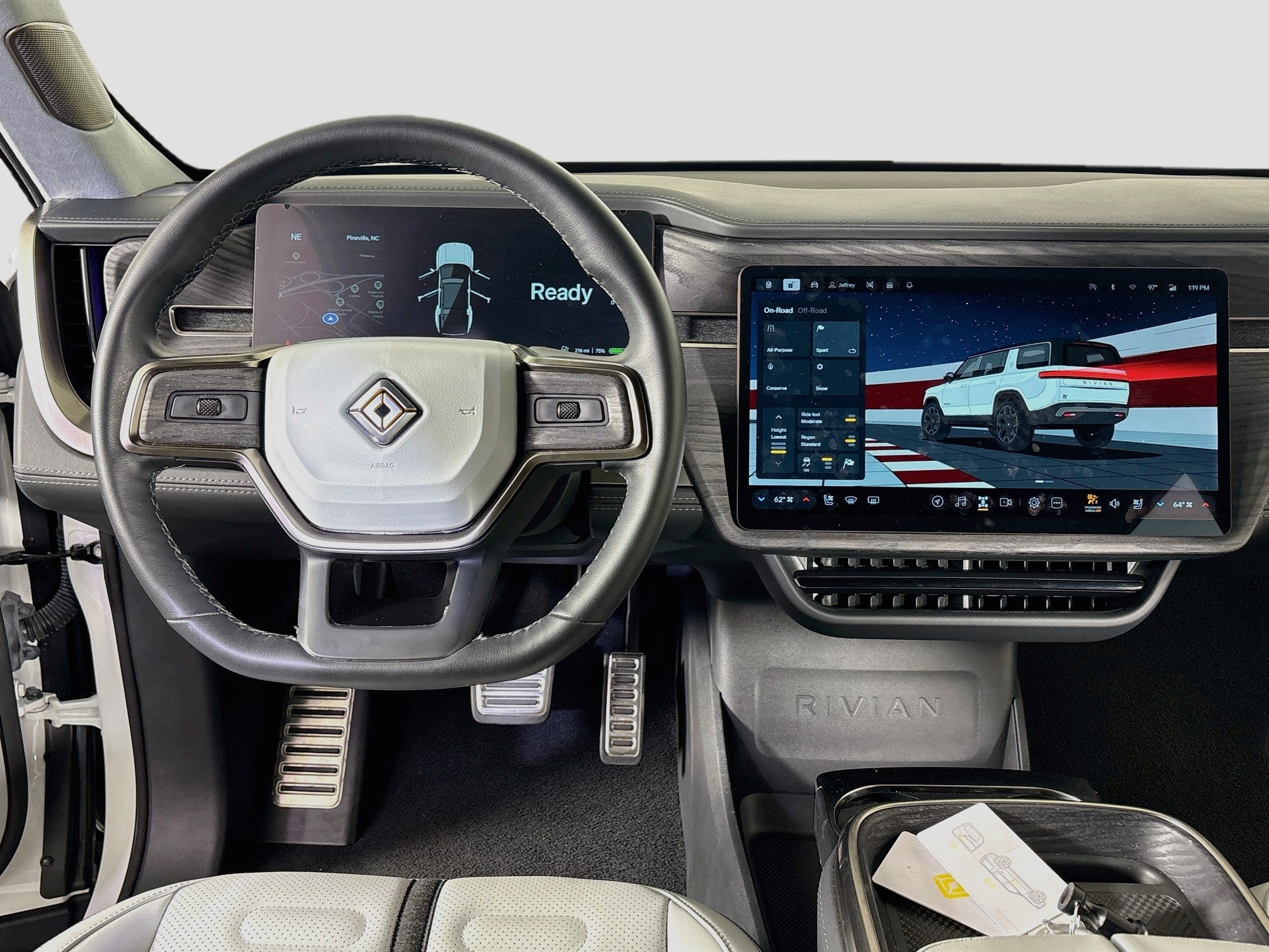 2024 Rivian R1S Adventure