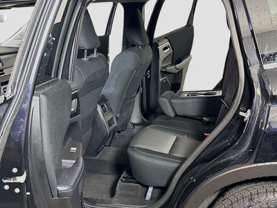 2025 Mitsubishi Outlander ES