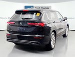 2025 Mitsubishi Outlander ES