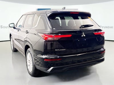 2025 Mitsubishi Outlander ES